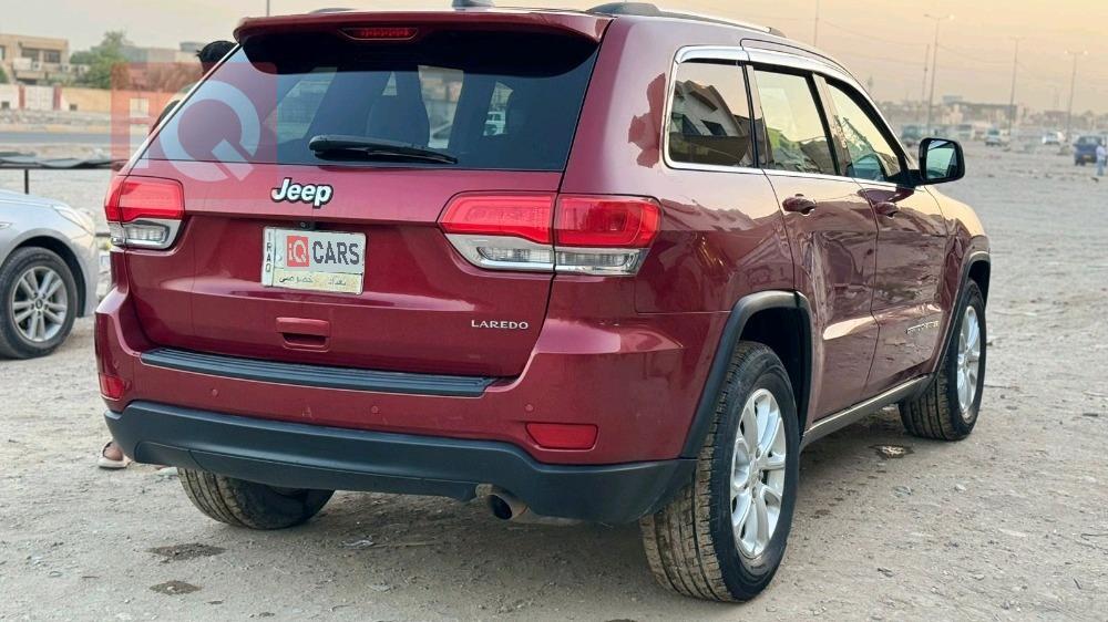 جیپ گراند شیرۆکی